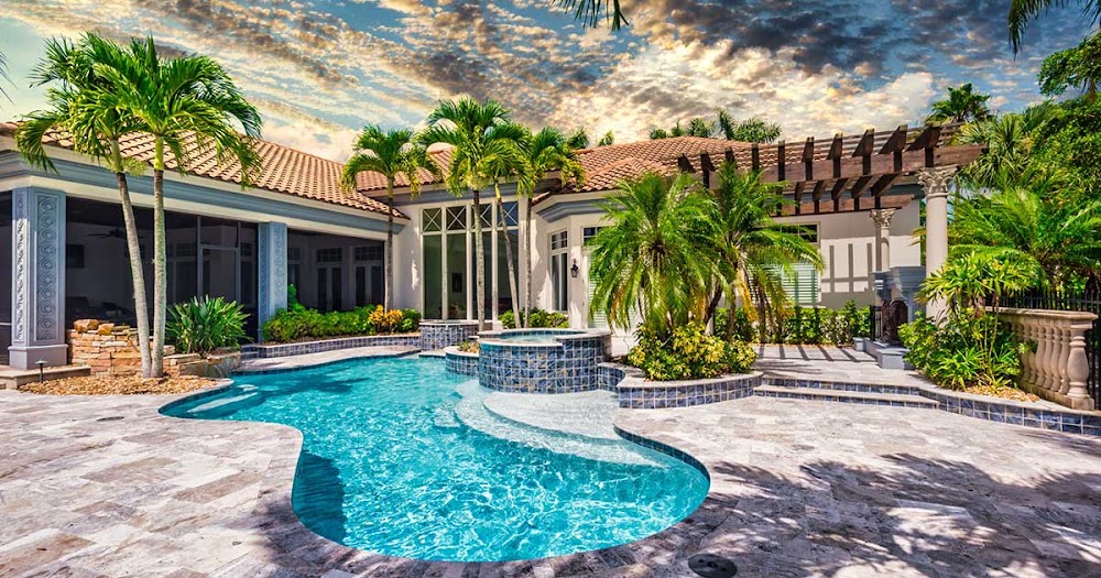 Edgewater Pools & Spas | Showroom